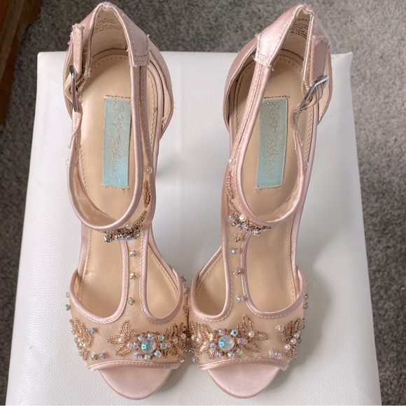 Betsey Johnson Champagne Jeweled Heels - Picture 3 of 12